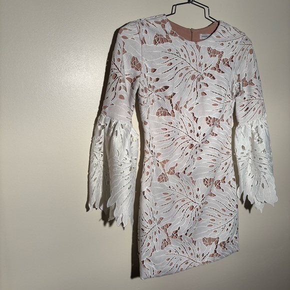 Dress The Population White Nude Bell Sleeve Dress - Picture 5 of 9